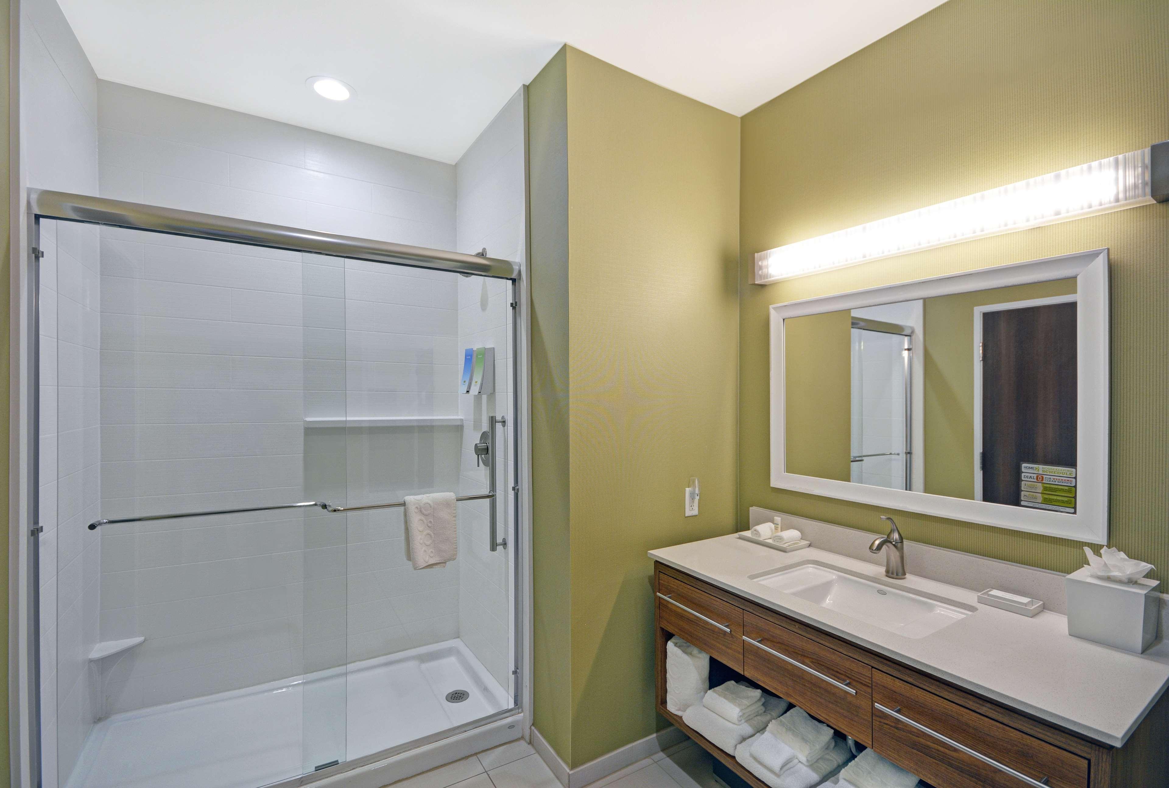 Home2 Suites By Hilton Dallas Десото Экстерьер фото